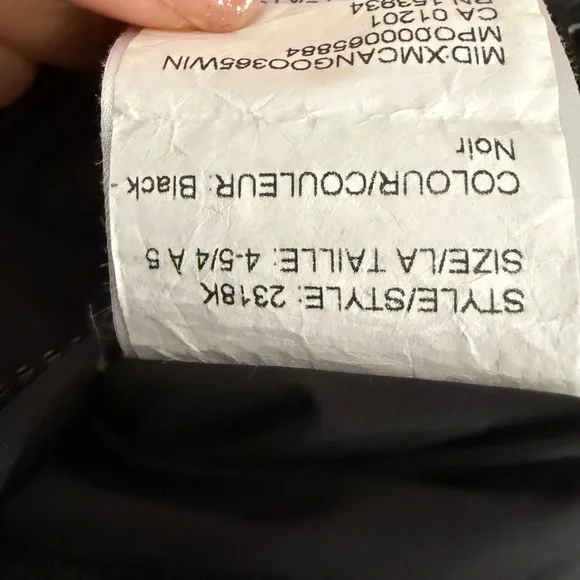 Auth. Canada Goose Kids Grizzly Snowsuit 4-5T❄️ - Picture 5 of 5